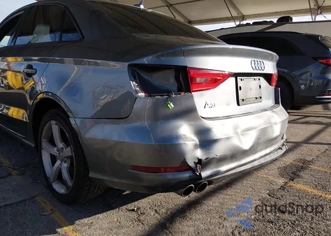 2015 Audi A3 1.8T Premium z USA, uszkodzony, nr VIN WAUACGFF2F1034053